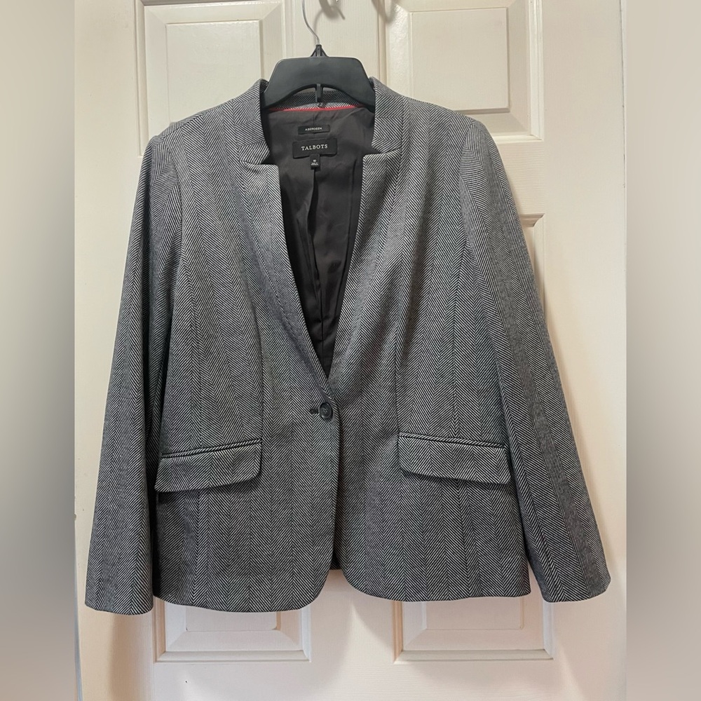 Women’s Talbots Aberdeen Gray and Black Herringbone Blazer size 10